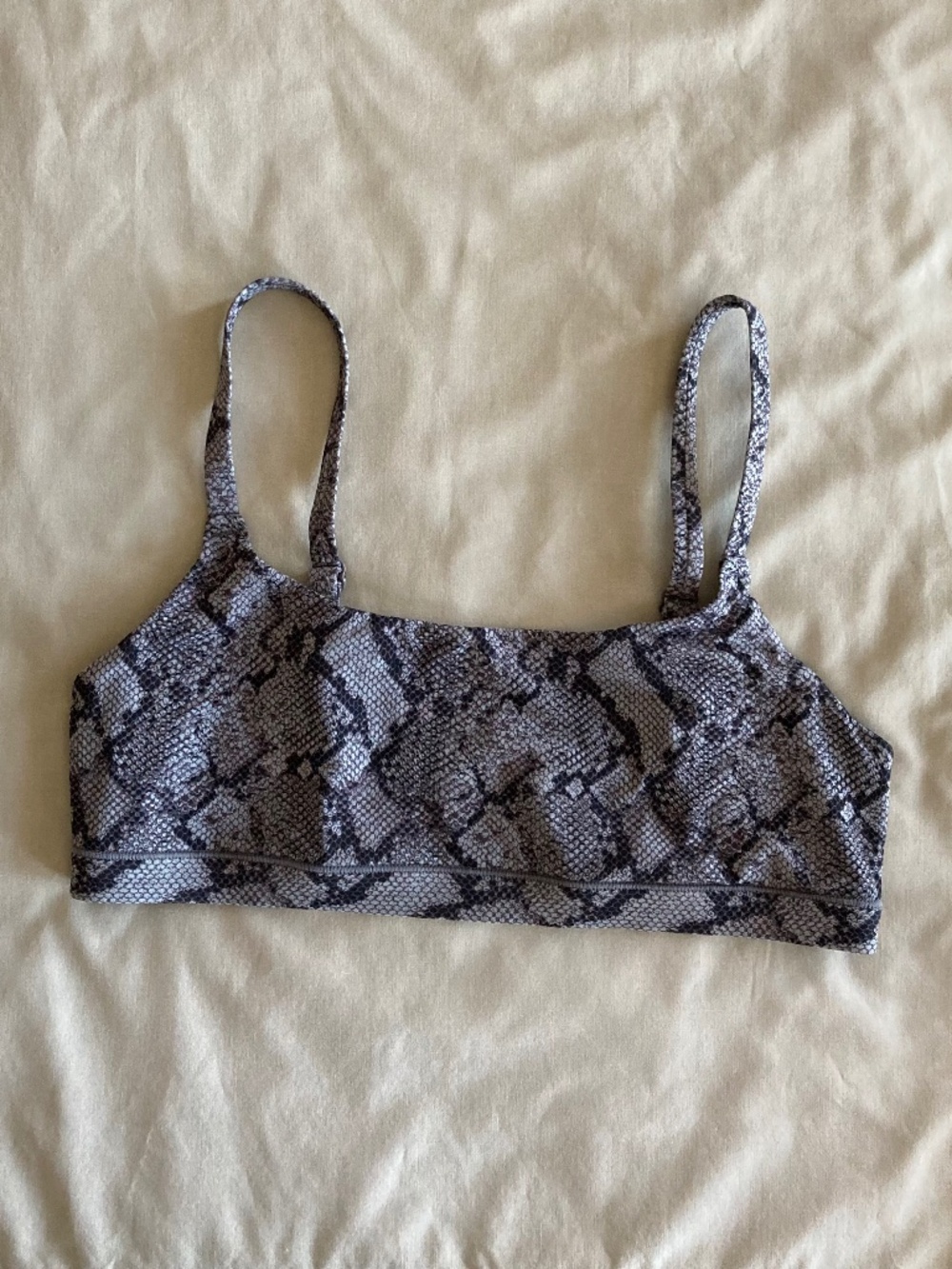 SKIMS Snake Print Fits Everybody Scoop Bralette; Size Medium, Like New